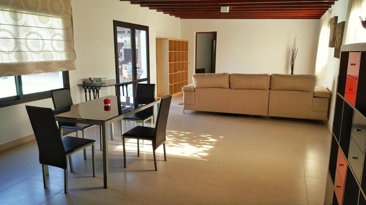 Villa Nazoly, Oasis De Tranquilidad Con Piscina Privada En El Corazon De Lanzarote Nazaret Bagian luar foto