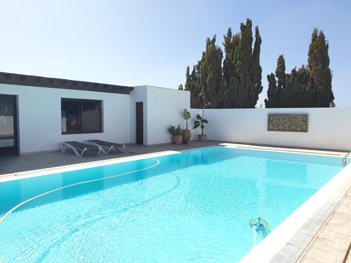 Villa Nazoly, Oasis De Tranquilidad Con Piscina Privada En El Corazon De Lanzarote Nazaret Bagian luar foto
